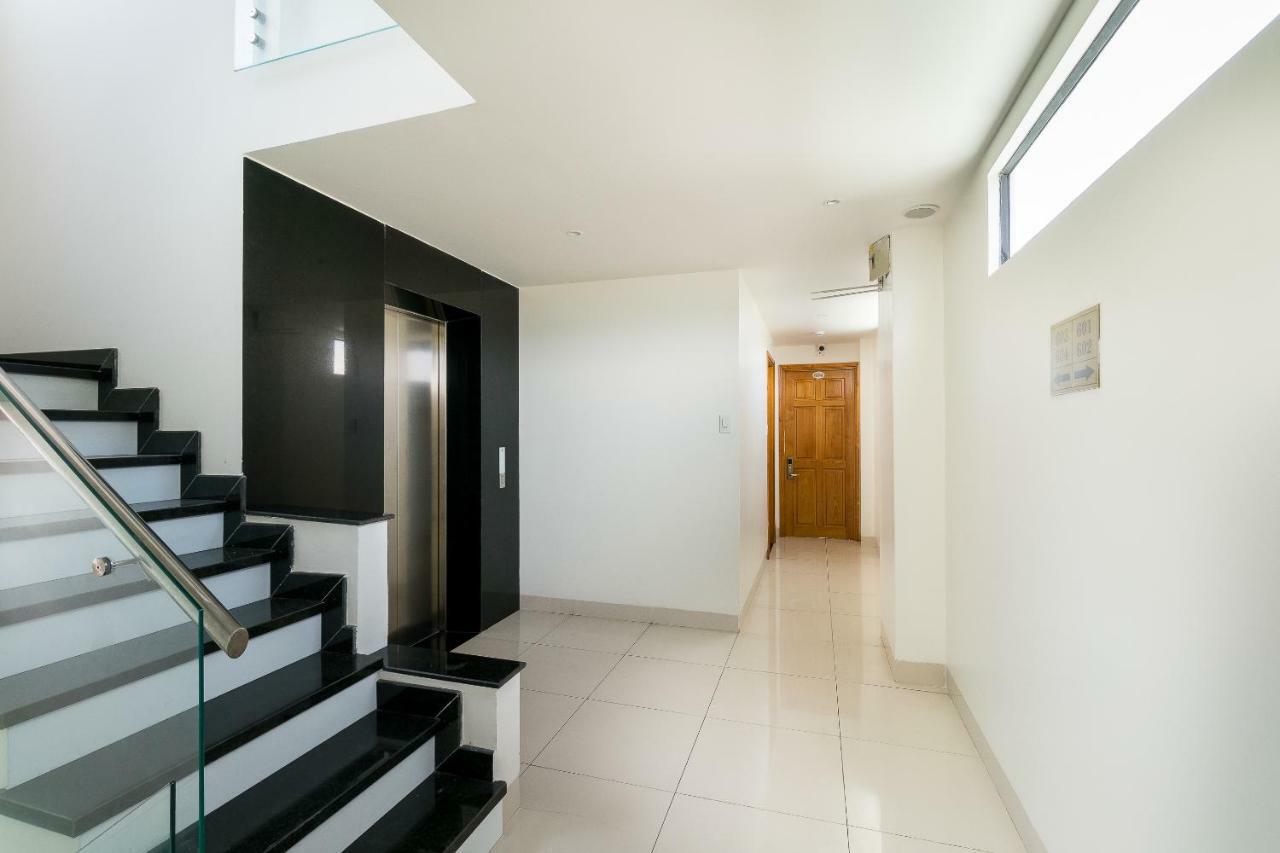 Oyo 284 Diamond Hotel Дананг Экстерьер фото